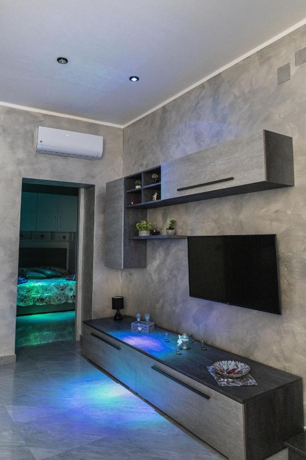 La Terrazza Del Corso Apartment Наполи Екстериор снимка