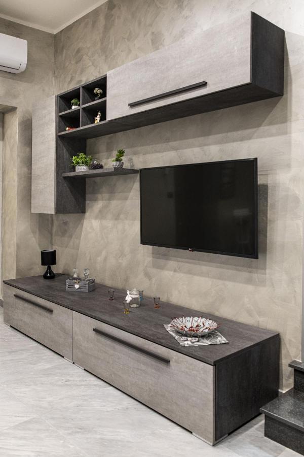 La Terrazza Del Corso Apartment Наполи Екстериор снимка