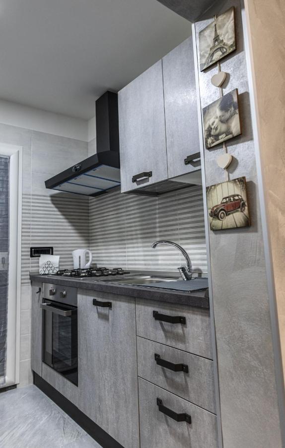 La Terrazza Del Corso Apartment Наполи Екстериор снимка